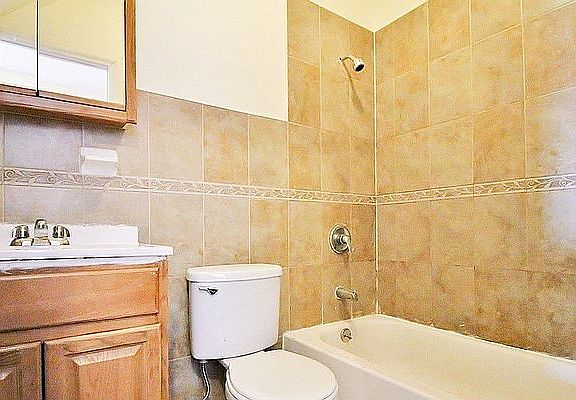 2nd image of 101 Truxton St #3C
