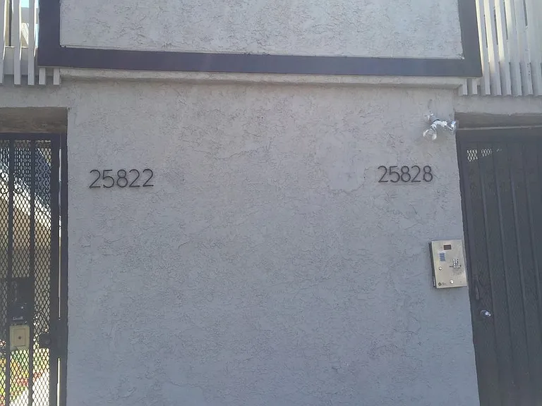 25822-25828 Walnut St — Photo 10