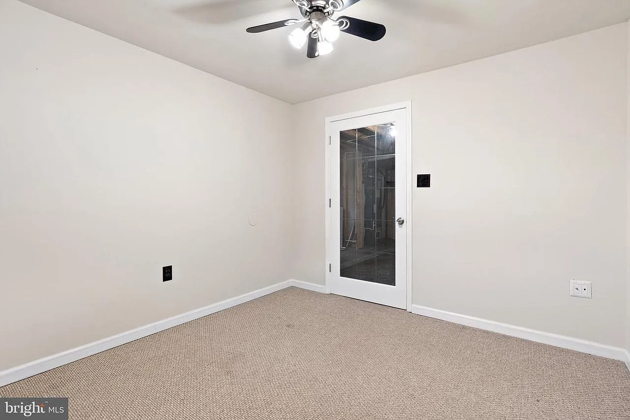 3 bed, 1749 sqft, $2,200 — Photo 4