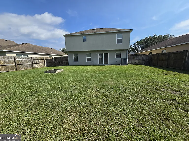 110 Pine Bluff Blvd W — Photo 51