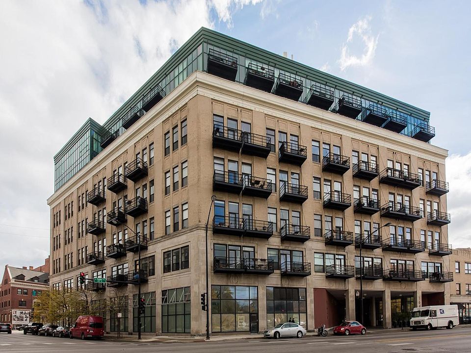 1st image of 1645 W Ogden Ave Unit 812