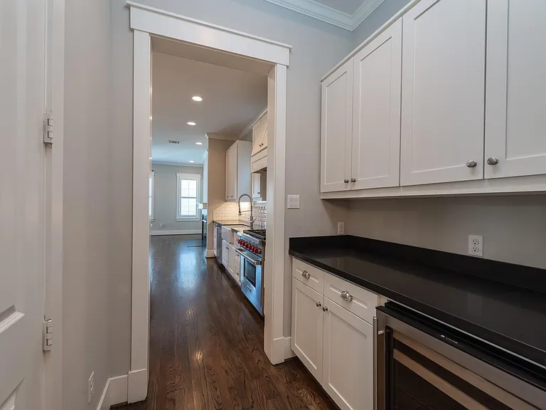 734B Allston St — Photo 6