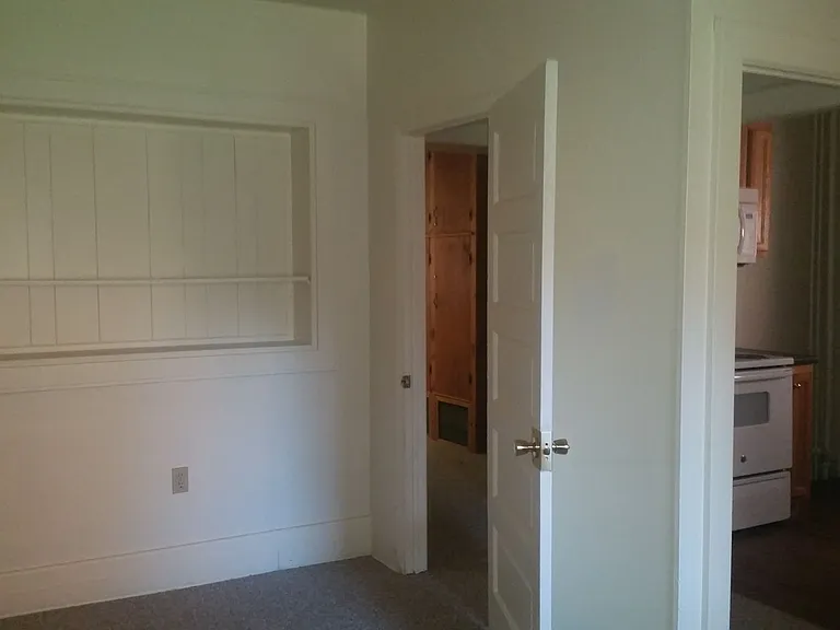 124 E Martin St — Photo 11