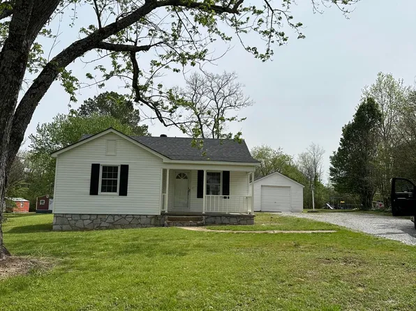 1104 N Hill St, Batesville, AR 72501