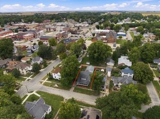 311 E Jefferson St, Clinton, IL 61727