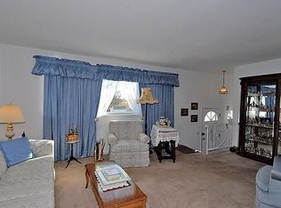 2001 Tinker Dr, Fort Washington, MD 20744