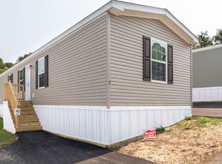 321 Beallsville Rd #7-B, Bentleyville, PA 15314