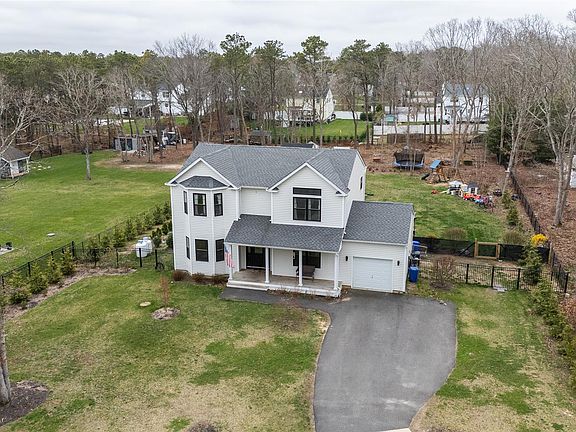 4th image of 140 Gull Dip Road