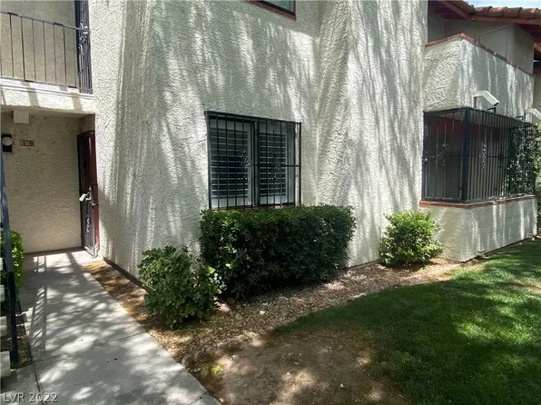 1701 E Katie Ave APT 19, Las Vegas, NV 89119