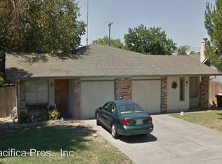 6115 Dry Creek Rd, Rio Linda, CA 95673