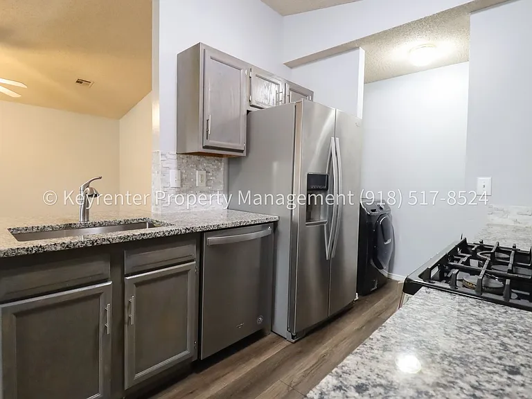 14906 E 89th Pl N — Photo 12