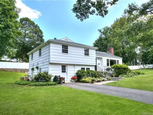 31 Larbert Road, Fairfield, CT 06890