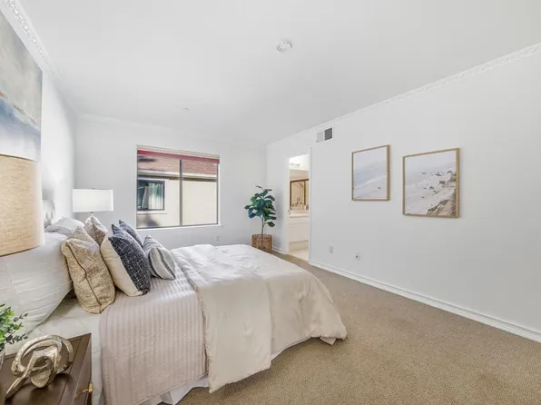 994 La Mesa Ter Unit F, Sunnyvale, CA 94086