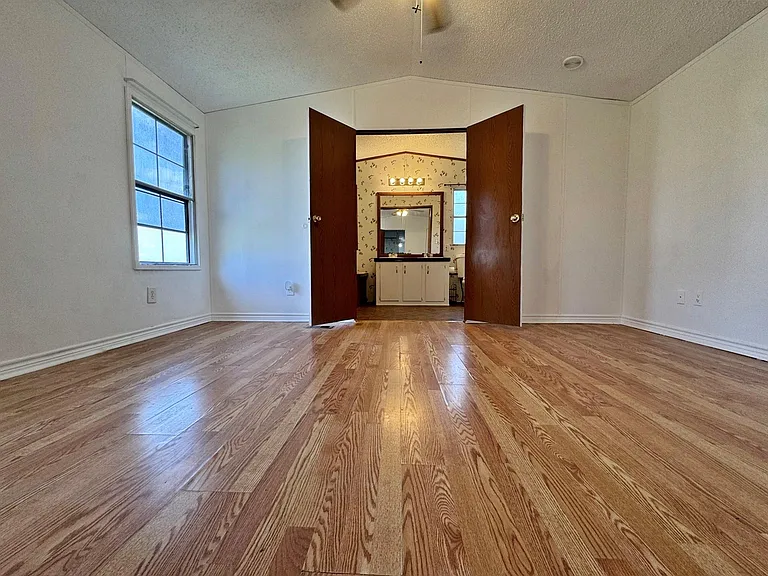 2478 Hintz Rd — Photo 7