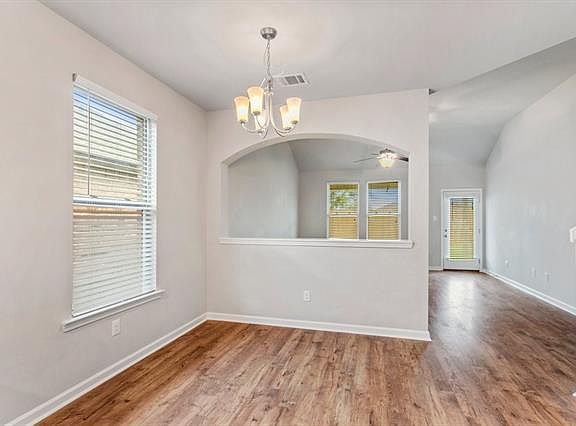 2nd image of 2233 N Lake Michele Cir