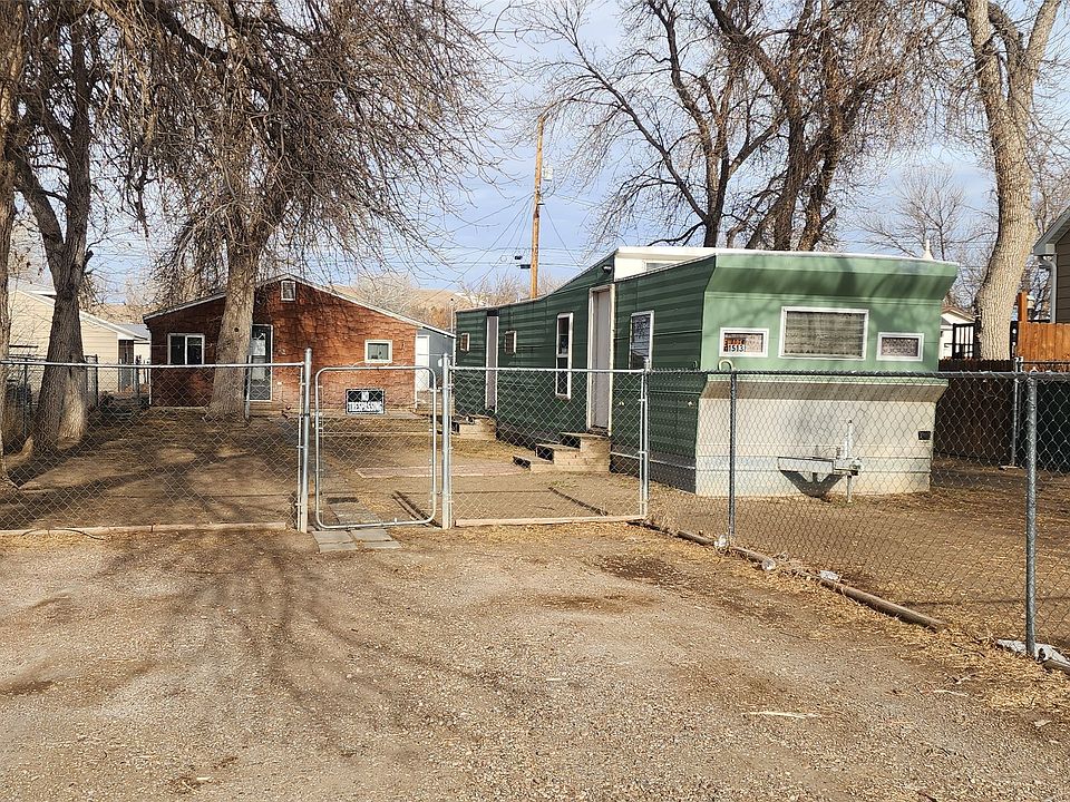 1st image of 1515 4th Ave NW