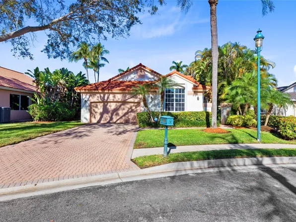 1420 Lacosta Drive, Pembroke Pines, FL 33027