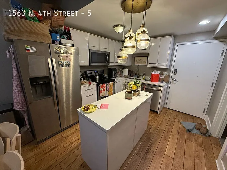 1563 N 4th St #5 — Photo 3