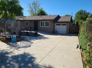25041 De Wolfe Rd, Santa Clarita, CA 91321