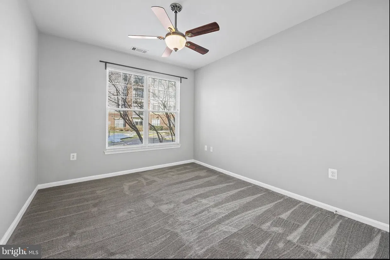 1 bed, 744 sqft, $2,098 — Photo 4