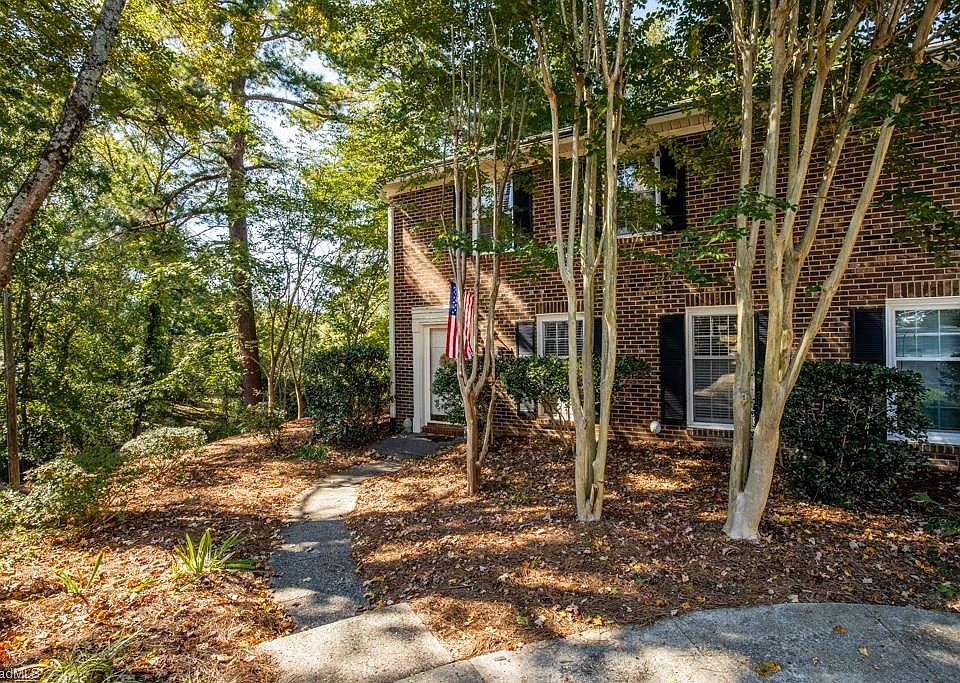 1st image of 4070 A Huntingreen Ln