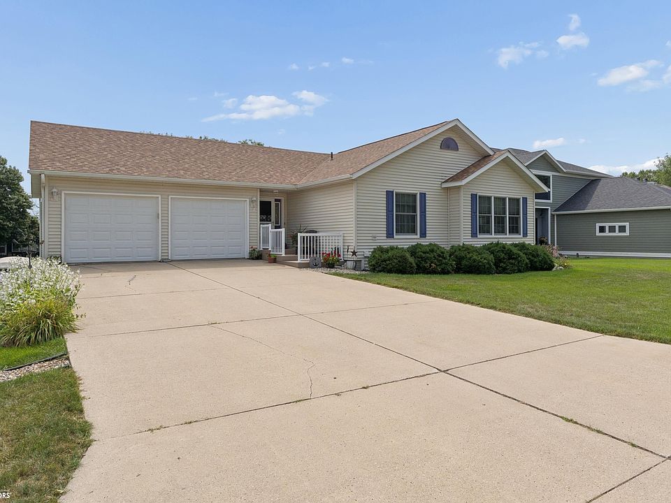 1st image of 39 Lido Rd