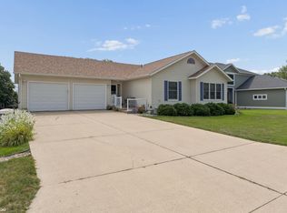 39 Lido Rd, Clear Lake, IA 50428