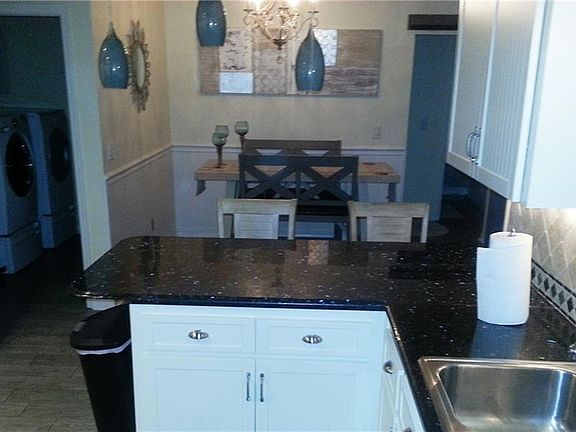 5th image of 20 Fernbrooke Dr