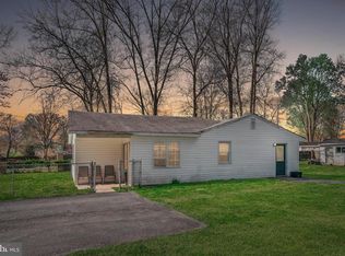 7404 Garrison Rd, Manassas, VA 20111