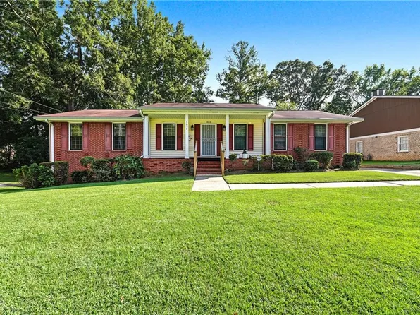 1850 Westley Dr, Riverdale, GA 30296
