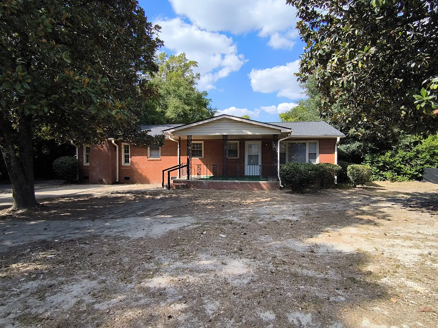 3 bed, 1354 sqft, $1,500 — Photo 1