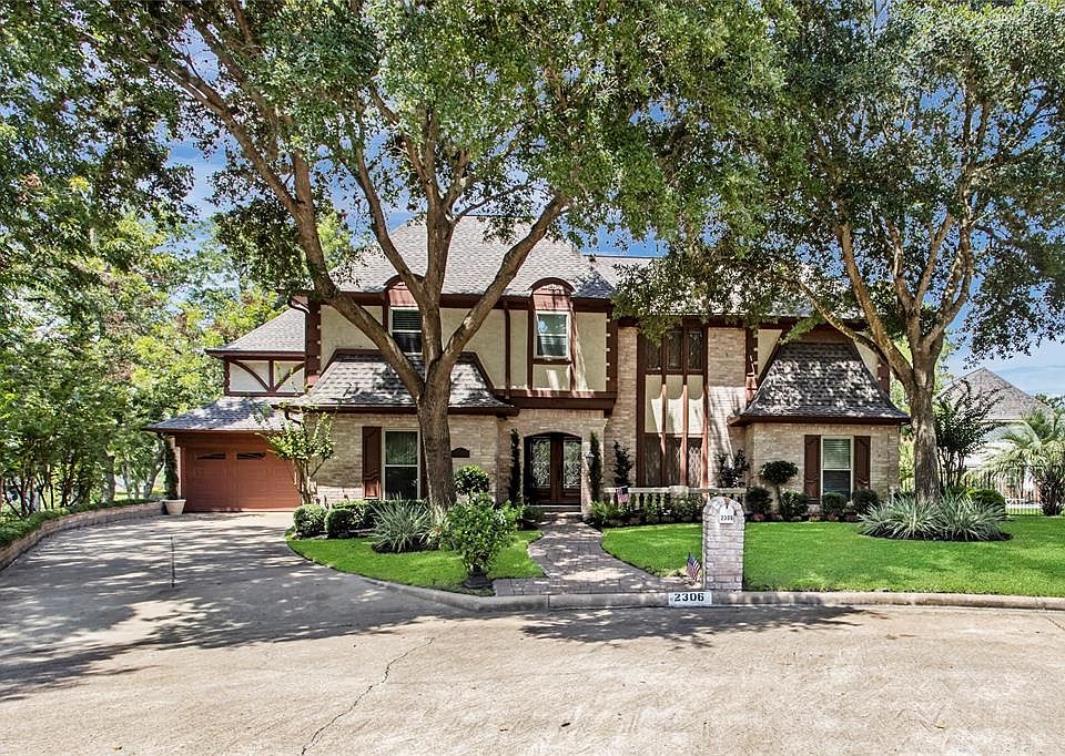 1st image of 2306 Colonial Ct