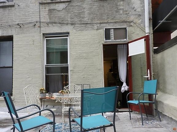 3rd image of 112 E 4th St APT C