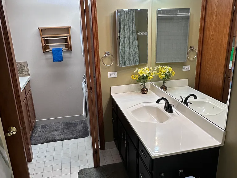 5360 N Lowell Ave #505 — Photo 11