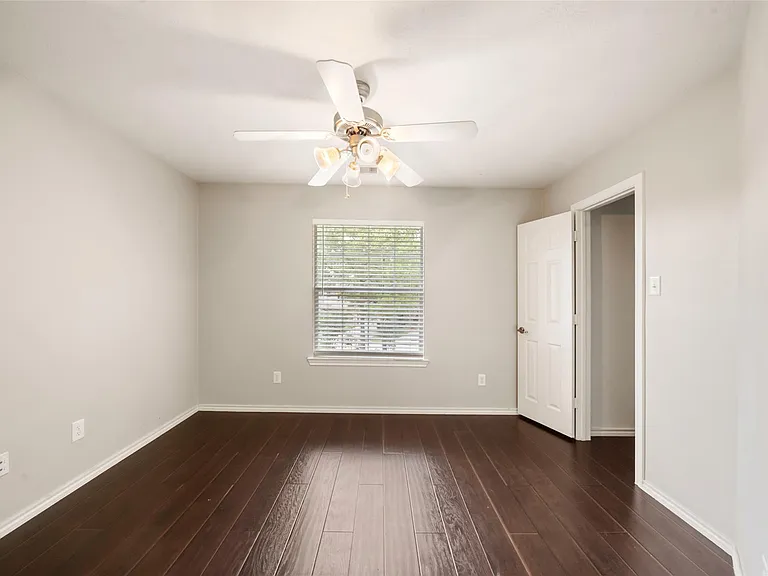 3 Whitekirk Pl — Photo 30