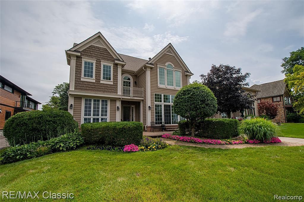1193 E Lake Dr, Novi, MI 48377 Zillow