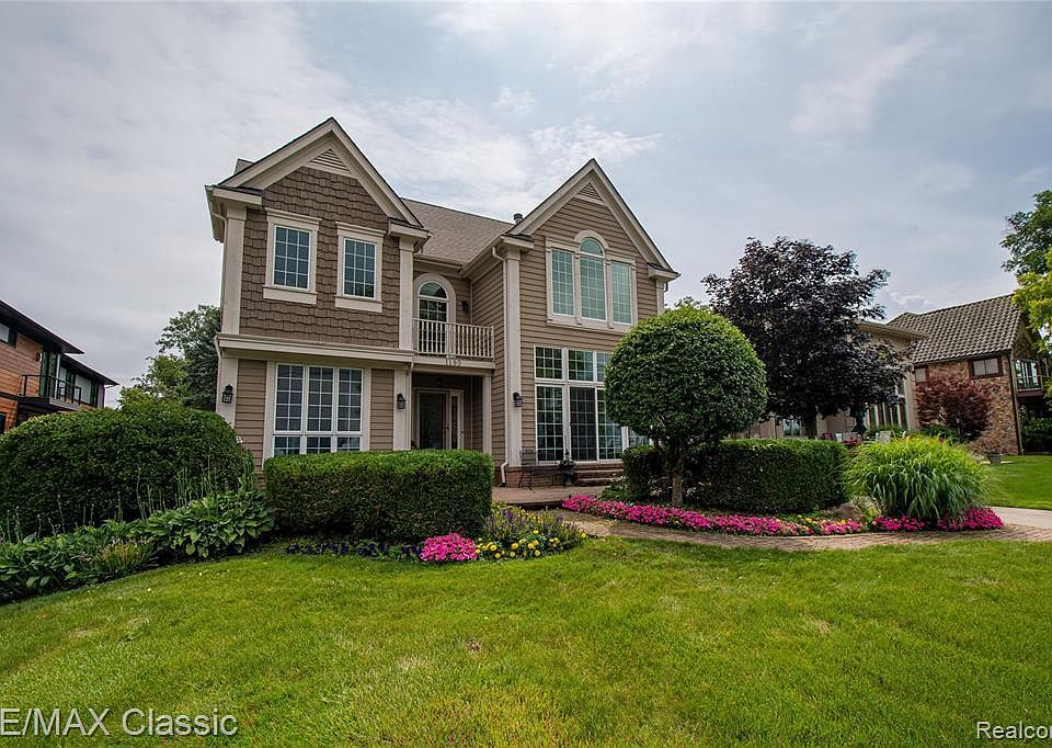 1st image of 1193 E Lake Dr