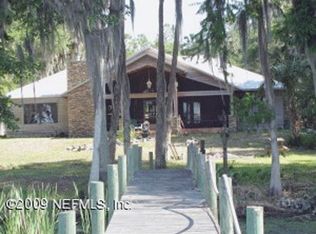 121 Teronda Rd, Welaka, FL 32193