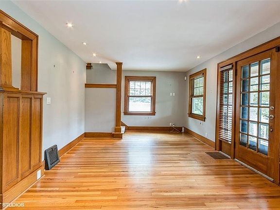 5th image of 7209 W 65th St
