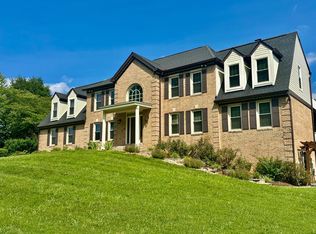 8620A Stableview Ct, Gaithersburg, MD 20882