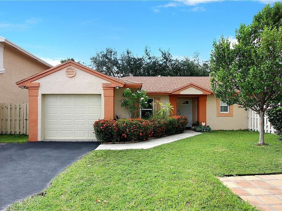 1st image of 3852 NW 107th Way