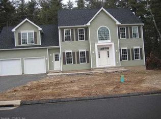 15 Rose Clf, Farmington, CT 06032