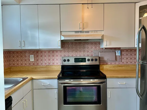 10084 Meridian Way N #4, Palm Beach Gardens, FL 33410