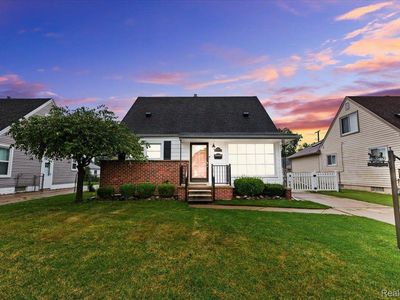 7032 Deering St, Garden City, MI, 48135