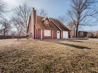 3311 Shady Valley Dr, Manhattan, KS 66502