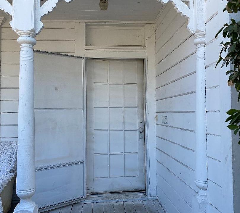 2nd image of 632 N Church St