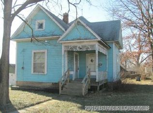 203 S Maple St, Stover, MO 65078