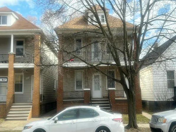 11366 Gallagher St, Hamtramck, MI 48212