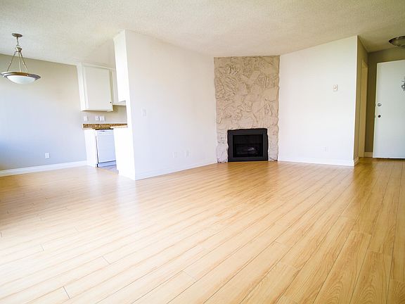 4th image of 3702 Hughes Ave APT 6