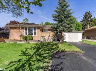 90 Johnson St, Barrie, ON